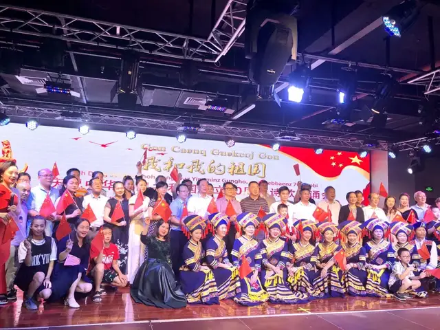 岜莱诗会:激情燃烧的诗歌盛会(图2) 岜莱诗会:激情燃烧的诗歌盛会(图2)